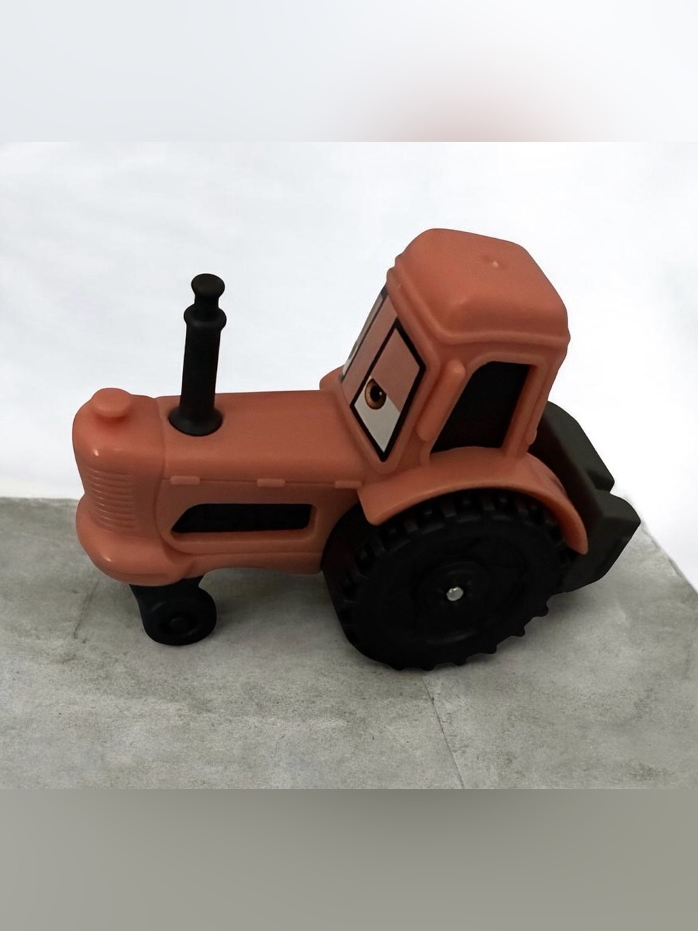 Disney Cars Chewall The Tractor Plastic 2-1/4" Figure
